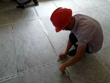 77���� �C ȫ����ȫ����̬�ȵ���������ֱ��ƽ̨