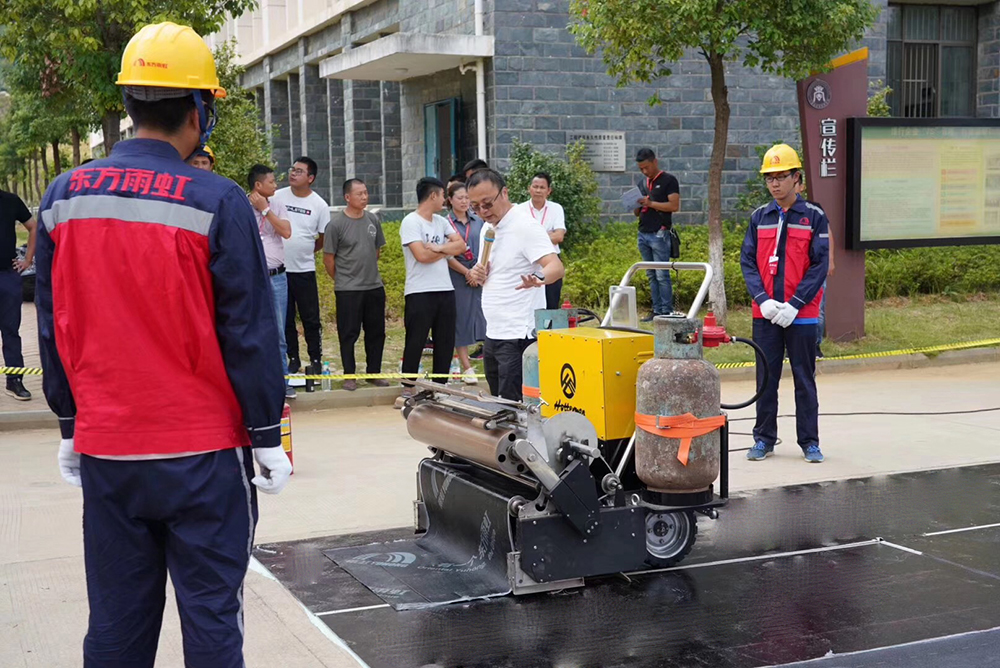 77���� �C ȫ����ȫ����̬�ȵ���������ֱ��ƽ̨