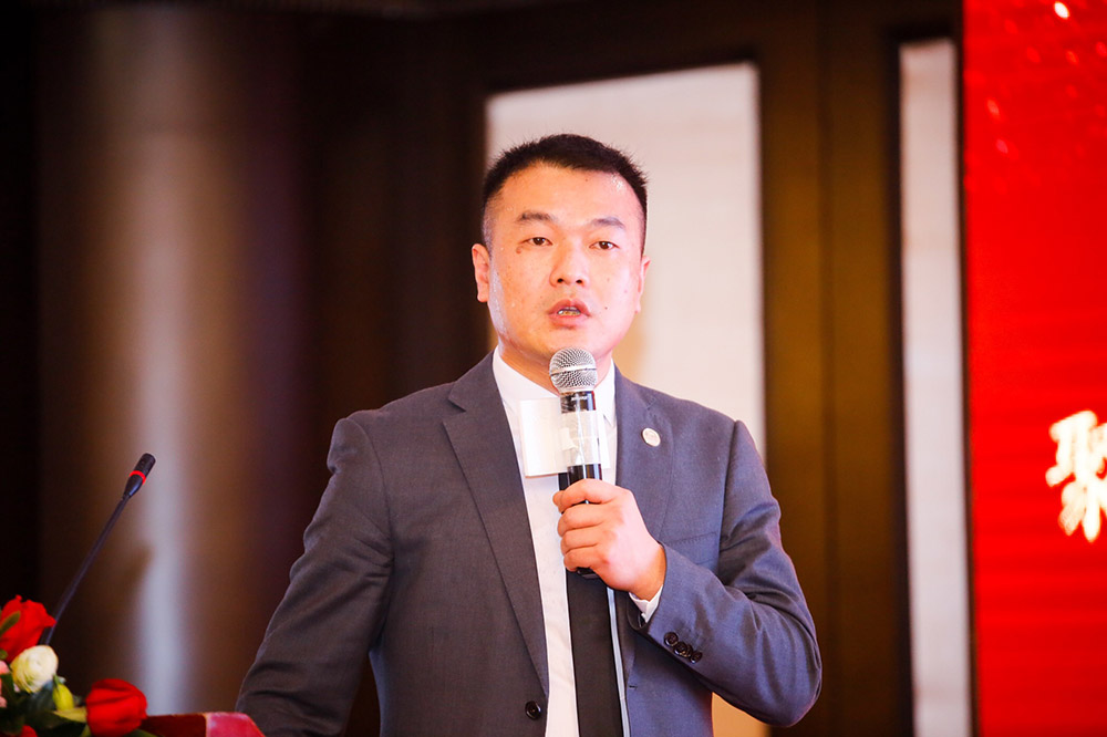 77���� �C ȫ����ȫ����̬�ȵ���������ֱ��ƽ̨