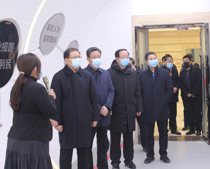 77���� �C ȫ����ȫ����̬�ȵ���������ֱ��ƽ̨