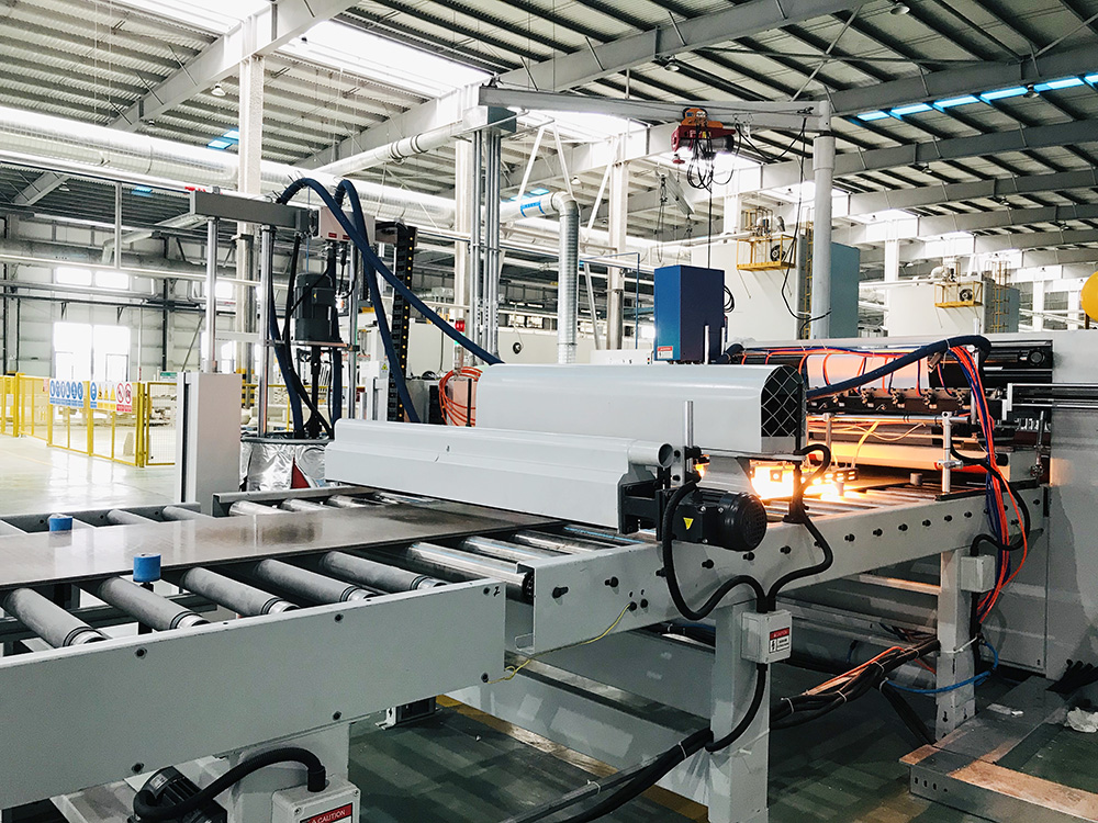 77���� �C ȫ����ȫ����̬�ȵ���������ֱ��ƽ̨