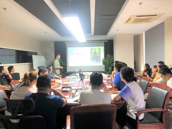 77���� �C ȫ����ȫ����̬�ȵ���������ֱ��ƽ̨