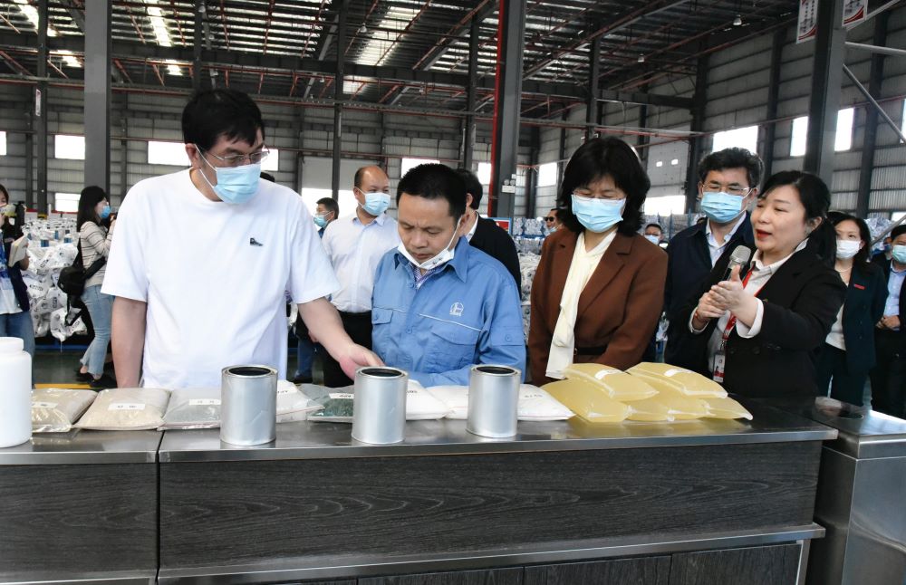 77���� �C ȫ����ȫ����̬�ȵ���������ֱ��ƽ̨