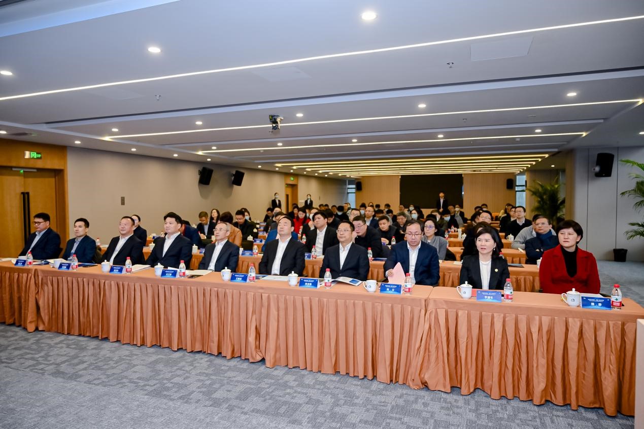 77���� �C ȫ����ȫ����̬�ȵ���������ֱ��ƽ̨