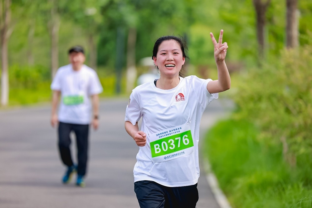 77���� �C ȫ����ȫ����̬�ȵ���������ֱ��ƽ̨