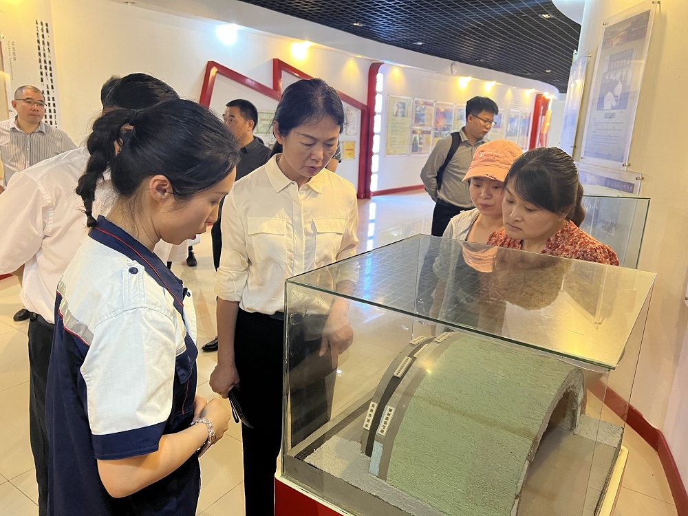 77���� �C ȫ����ȫ����̬�ȵ���������ֱ��ƽ̨