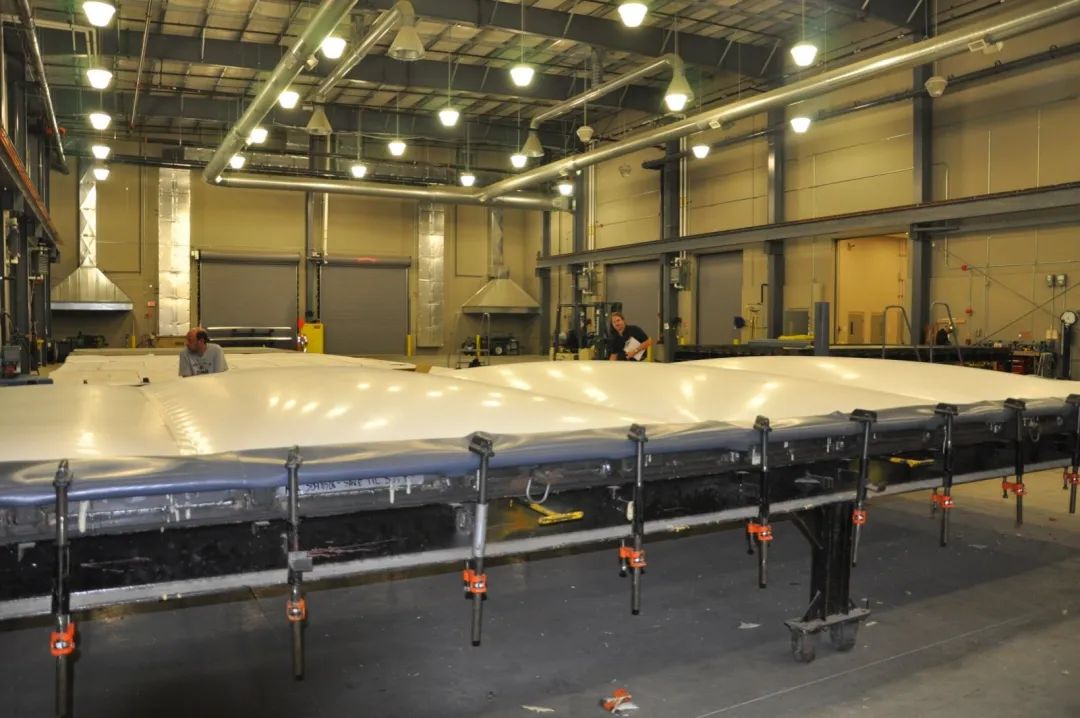 77���� �C ȫ����ȫ����̬�ȵ���������ֱ��ƽ̨